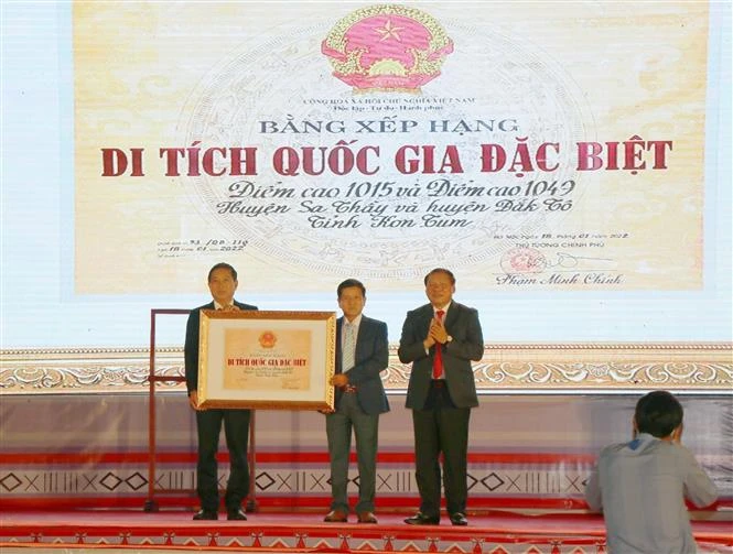 Kỷ niệm 50 năm chiến thắng Đăk Tô – Tân Cảnh và đón nhận Bằng xếp hạng Di tích Quốc gia đặc biệt