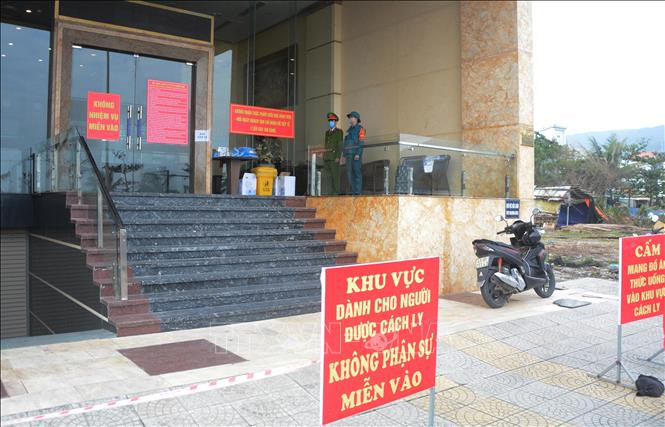 Khách sạn Alisia tại Đà Nẵng nơi thực hiện cách ly công dân, chuyên gia nhập cảnh vào Việt Nam. Ảnh: Văn Dũng - TTXVN