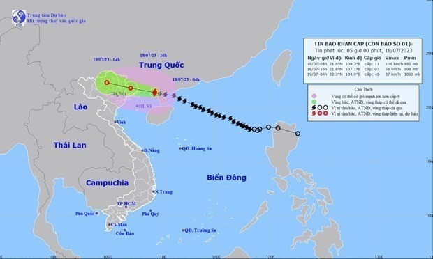 Ứng phó bão số 1: Người dân cẩn thận khi tham gia giao thông trong mưa bão