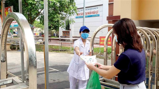 Dịch COVID-19: Người không có mặt tại khu cách ly ở Bắc Giang và người đang điều trị tại huyện Yên Dũng là một