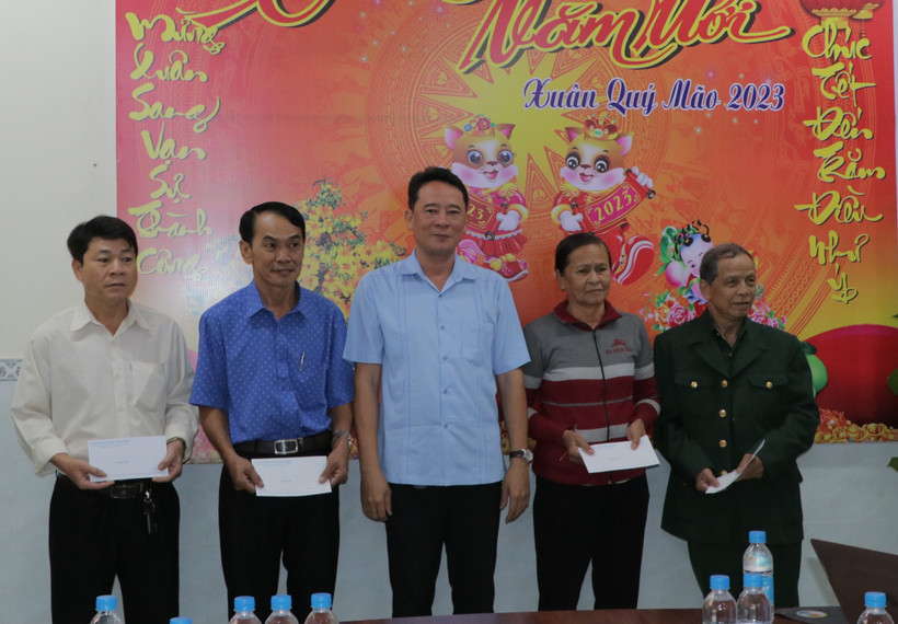 Bình Phước quan tâm chăm lo già làng, người uy tín trong đồng bào thiểu số dịp Tết