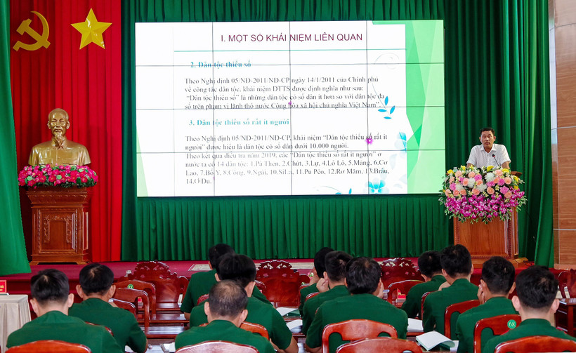Bồi dưỡng tiếng Khmer cho cán bộ, chiến sĩ Bộ đội Biên phòng tỉnh Sóc Trăng