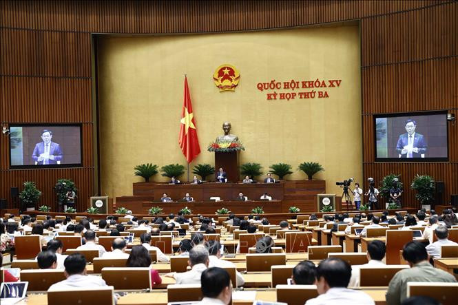 Chủ tịch Quốc hội Vương Đình Huệ phát biểu kết thúc chất vấn nhóm vấn đề liên quan đến lĩnh vực tài chính. Ảnh: Doãn Tấn - TTXVN