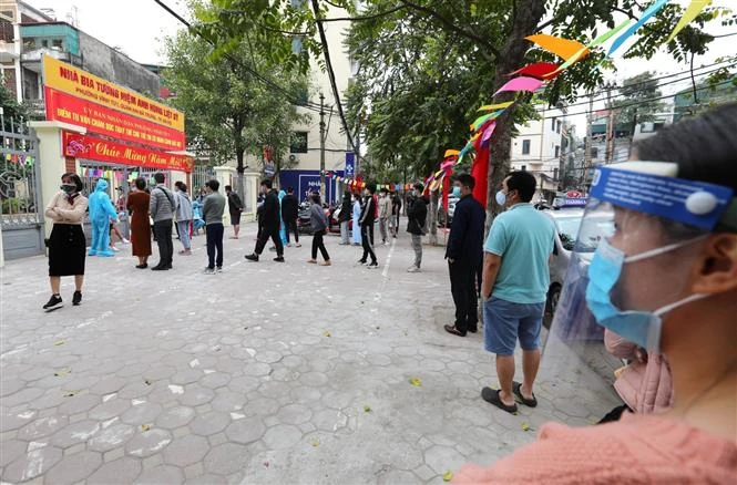 Dịch COVID-19: Hà Nội yêu cầu xử lý người khai báo y tế gian dối