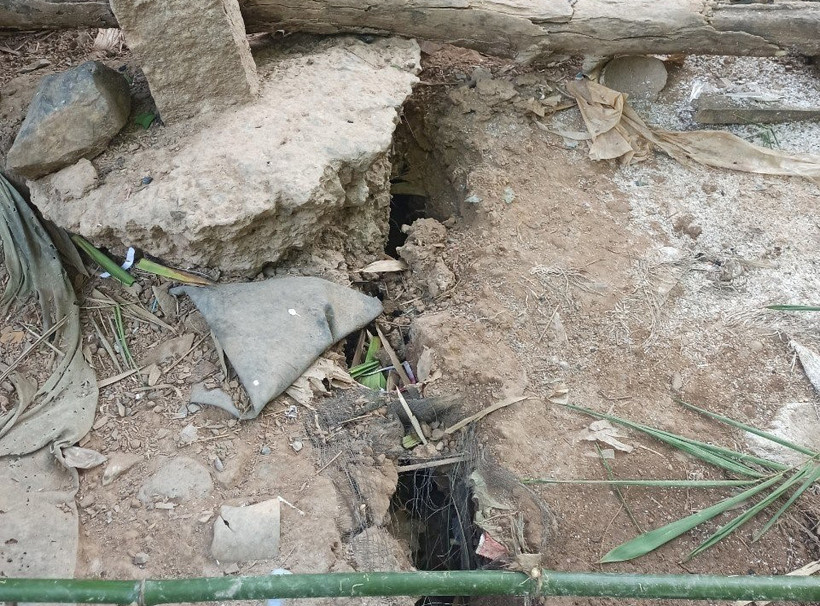 An Giang: 5 căn nhà phải di dời trước nguy cơ sạt lở bờ sông Hậu