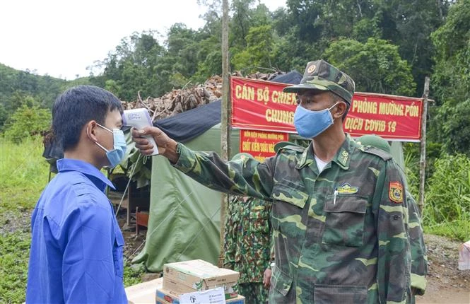Dịch COVID-19: 39 người âm tính từ 1 đến 3 lần với SARS-CoV-2