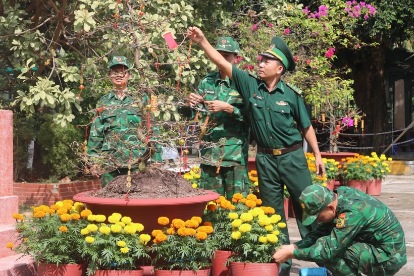 Giữ mùa Xuân nơi biên cương Tổ quốc
