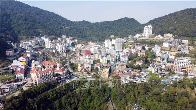 Khu du lịch Quốc gia Tam Đảo có diện tích 10.700 ha trong đó khu du lịch Tam Đảo có diện tích 284ha. Ảnh chụp khu du lịch Tam Đảo tại huyện Tam Đảo, Vĩnh Phúc. Ảnh: Hoàng Hùng – TTXVN