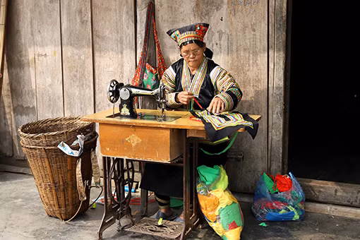 Phong trào thi đua "Dân vận khéo" ở huyện Lâm Bình (Tuyên Quang) thời gian qua đã tạo được sự đồng thuận trong nhân dân, cùng chung tay xây dựng cuộc sống giàu đẹp, văn minh. Ảnh: An Thành Đạt