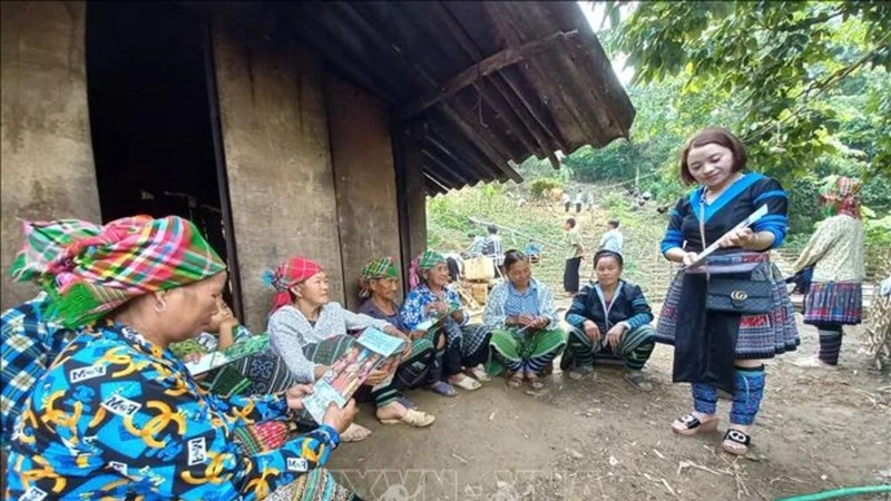 Đào tạo lực lượng nòng cốt phổ biến, giáo dục pháp luật tại địa phương