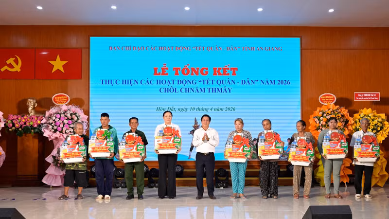 Chăm lo đời sống đồng bào Khmer