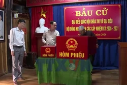 Cử tri đồng bào dân tộc kỳ vọng cuộc sống ấm no hạnh phúc