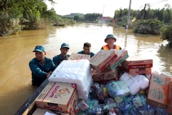 'Chung vai, sát cánh' ổn định cuộc sống sau lũ
