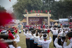 Giữ gìn, phát huy văn hóa Mường trong không gian mới