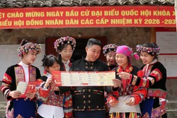 Đồng bào nơi cực Bắc Tổ quốc chuẩn bị cho Ngày hội toàn dân