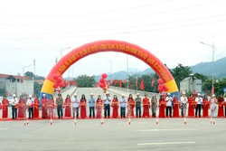 Khánh thành Dự án đầu tư xây dựng cầu và tuyến đường tránh thị trấn Sơn Dương