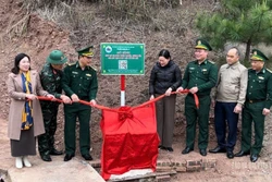 Mô hình 'Thông tin biên cương số' thiết thực với người dân miền núi biên giới
