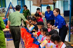 Cô giáo trẻ vùng sâu nhận Giải thưởng 'Thanh niên sống đẹp' 2025