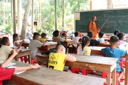 Dạy chữ Khmer, giúp học sinh gắn kết với cội nguồn văn hóa dân tộc