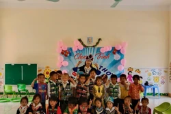 'Ngọn hải đăng' mang ánh sáng tri thức đến với trẻ em vùng cao