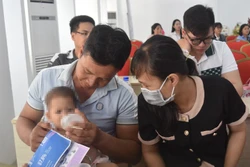 Trái ngọt từ hành trình tìm con của các gia đình hiếm muộn Tây Nguyên​