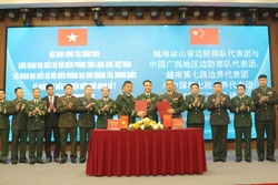 Phối hợp quản lý, xây dựng đường biên giới hòa bình, hữu nghị