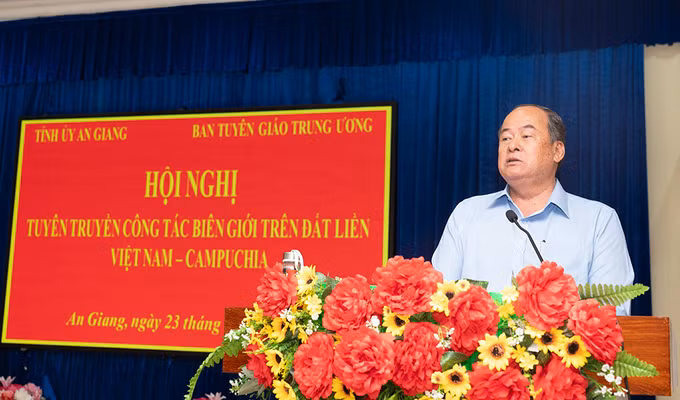 Xây dựng đường biên giới Việt Nam - Campuchia hòa bình, ổn định, hợp tác, phát triển bền vững​ ảnh 1