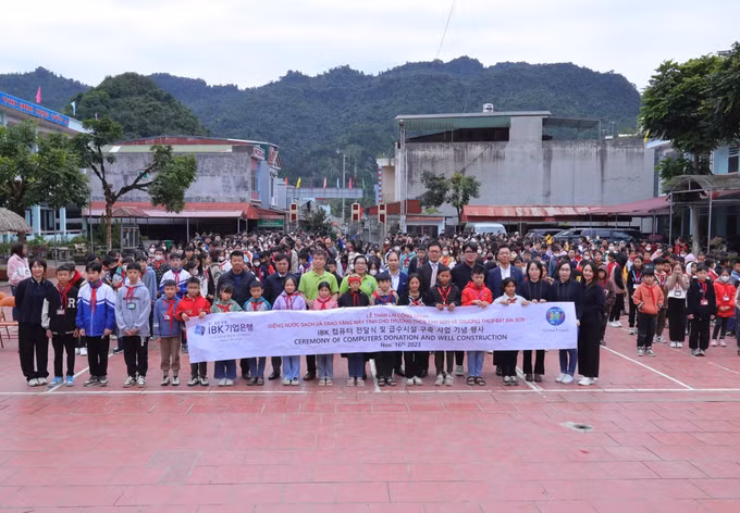 Công đoàn Thông tấn xã Việt Nam cùng "đưa yêu thương đến với Hà Giang" ảnh 5
