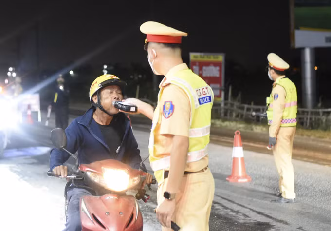 Điện Biên xử lý kiên quyết, triệt để vi phạm về nồng độ cồn ảnh 3