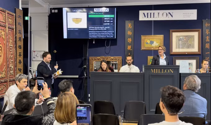 Hơn 300 cổ vật và tác phẩm nghệ thuật của Việt Nam được bán đấu giá tại Pháp ảnh 6