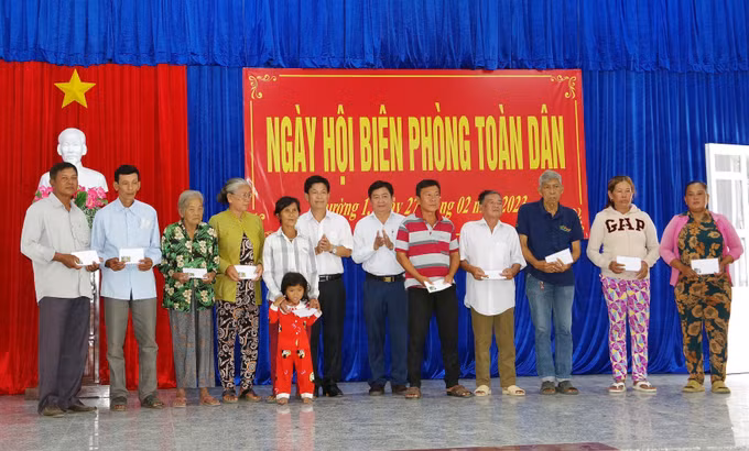 Sóc Trăng tổ chức nhiều hoạt động nhân Ngày hội Biên phòng toàn dân khu vực biên giới biển ảnh 1