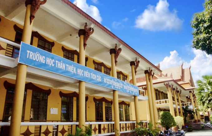 Trường Bổ túc Văn hóa Pali Trung cấp Nam Bộ (thành phố Sóc Trăng, tỉnh Sóc Trăng). Ảnh: phatsuonline.com Khai giảng các lớp đào tạo tiếng Khmer năm 2022 cho công chức, viên chức tỉnh Sóc Trăng ảnh 1