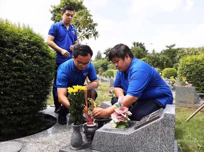 Tuổi trẻ Thông tấn xã Việt Nam hành trình về địa chỉ đỏ ảnh 6