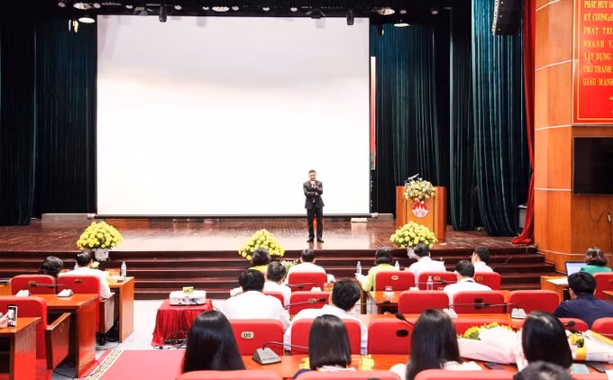 Nâng cao kiến thức, kỹ năng tư vấn về lĩnh vực kinh tế tập thể, hợp tác xã ảnh 2