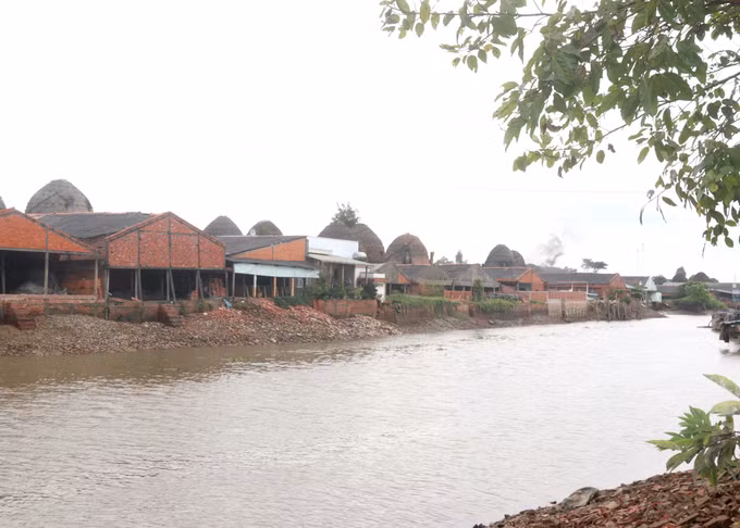 Vĩnh Long bảo tồn các lò gạch, gốm truyền thống, tạo sản phẩm du lịch đặc thù ảnh 4