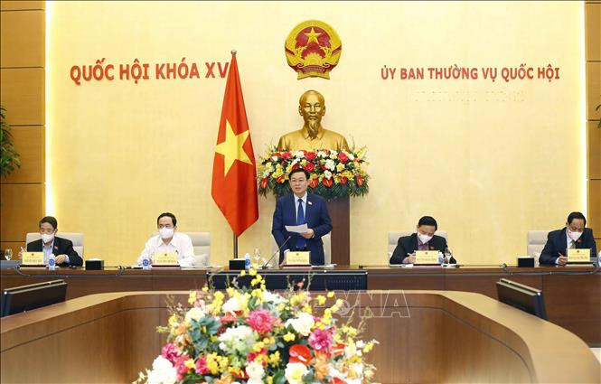 Chủ tịch Quốc hội Vương Đình Huệ phát biểu. Ảnh: Doãn Tấn/TTXVN Chủ động áp dụng các biện pháp phòng, chống dịch COVID-19 ảnh 1