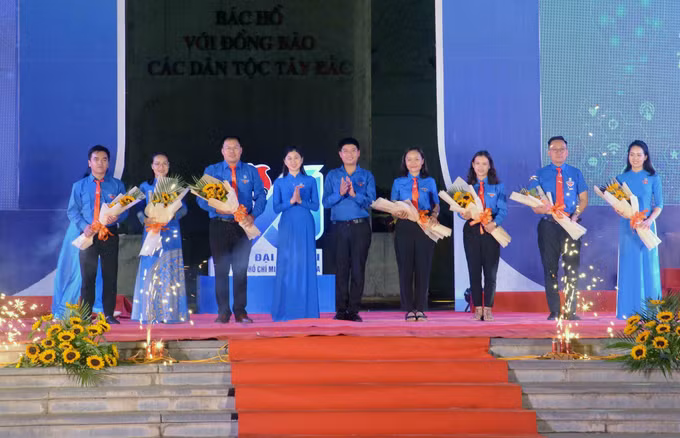 Tuổi trẻ Sơn La không ngừng phấn đấu học tập, rèn luyện ảnh 4