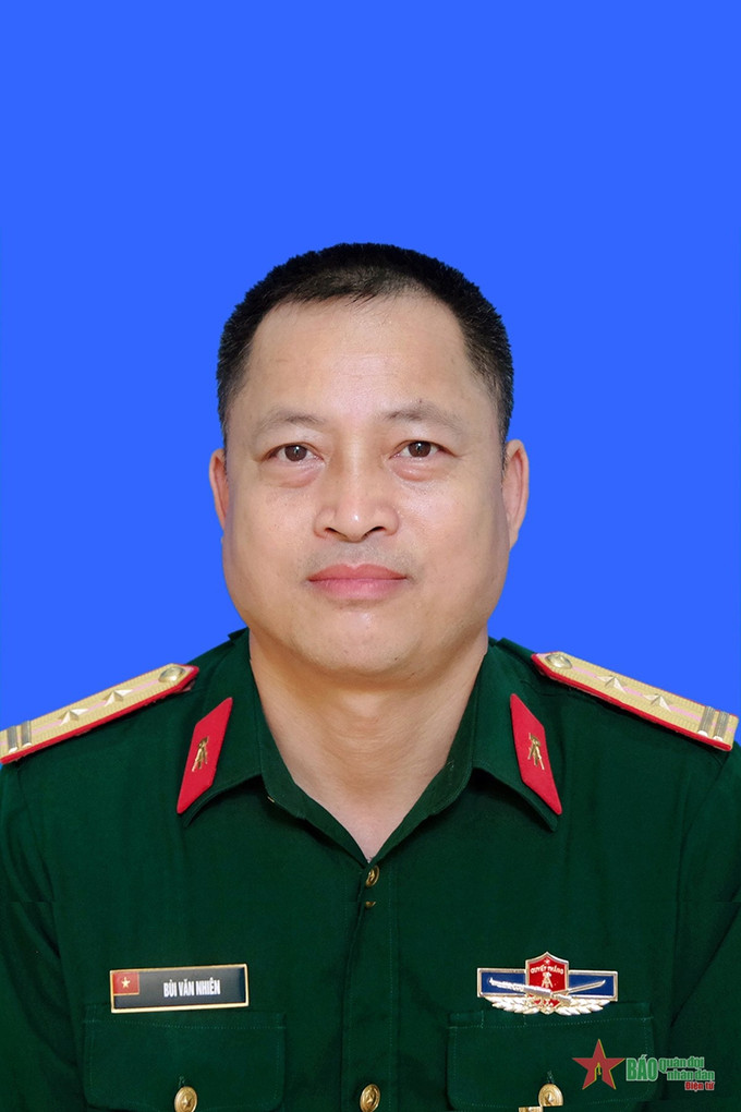 Trung tá Bùi Văn Nhiên. Ảnh: qdnd.vn Chủ tịch nước chia buồn, động viên gia đình Trung tá Bùi Văn Nhiên đã hy sinh khi cứu người bị nạn ảnh 1