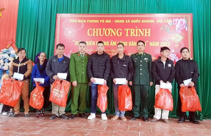 Đồn Biên phòng Pò Mã khánh thành đường nhánh lên cột mốc quốc giới ảnh 2
