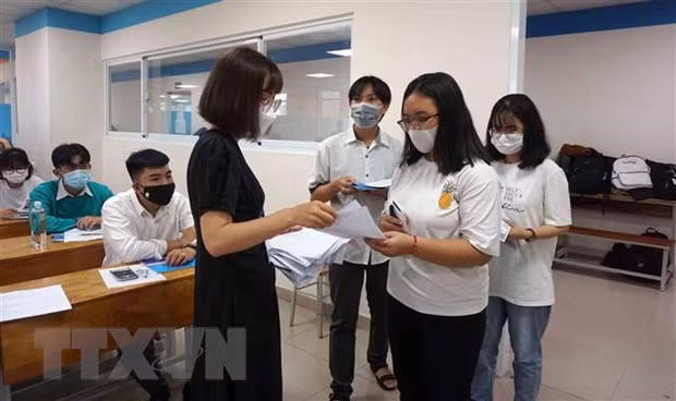 Nhiều trường đại học bổ sung phương thức xét tuyển học sinh diện đặc cách tốt nghiệp Trung học phổ thông ảnh 1