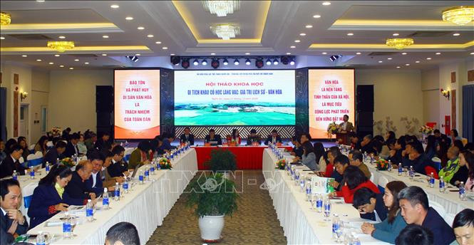 Quang cảnh Hội thảo. Ảnh: Tá Chuyên - TTXVN Tổ chức hội thảo "Di tích khảo cổ Làng Vạc: Giá trị lịch sử - Văn hóa" ảnh 1