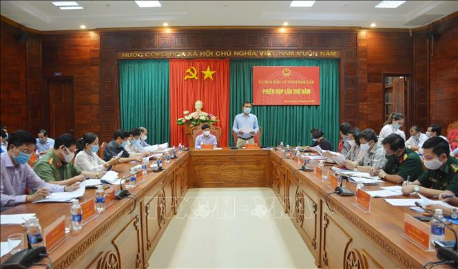 Quang cảnh Phiên họp. Ảnh: Hoài Thu-TTXVN. Bầu cử lại đại biểu Hội đồng nhân dân xã tại 3 đơn vị bầu cử của tỉnh Đắk Lắk ảnh 2