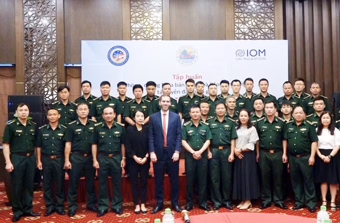 Tập huấn công tác phòng, chống mua bán người cho lực lượng Bộ đội Biên phòng ảnh 3