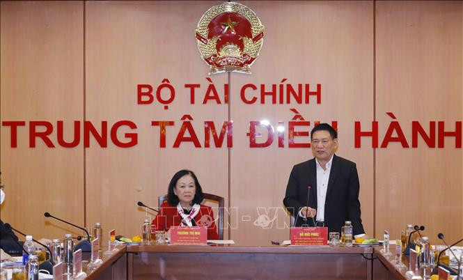 Đồng chí Hồ Đức Phớc, Uỷ viên Trung ương Đảng, Bộ trưởng Bộ Tài chính phát biểu tại buổi làm việc. Ảnh: Phương Hoa - TTXVN Trưởng ban Tổ chức Trung ương Trương Thị Mai: Tinh giản biên chế phải gắn với nâng cao năng lực, hiệu quả ảnh 3