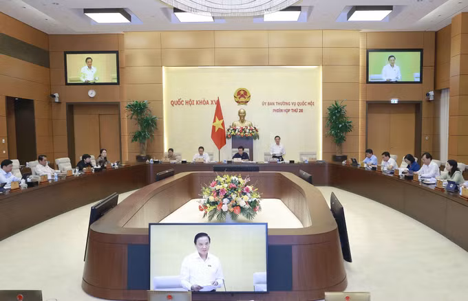 Phiên họp 26, Ủy ban Thường vụ Quốc hội: Thứ trưởng Bộ Công an thông tin về công tác phòng cháy, chữa cháy ảnh 1