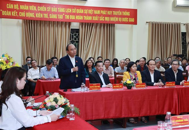 Chủ tịch nước Nguyễn Xuân Phúc phát biểu tại hội nghị. Ảnh: Thống Nhất – TTXVN Chủ tịch nước Nguyễn Xuân Phúc được cử tri nơi cư trú tín nhiệm cao, giới thiệu ứng cử đại biểu Quốc hội khóa XV ảnh 2