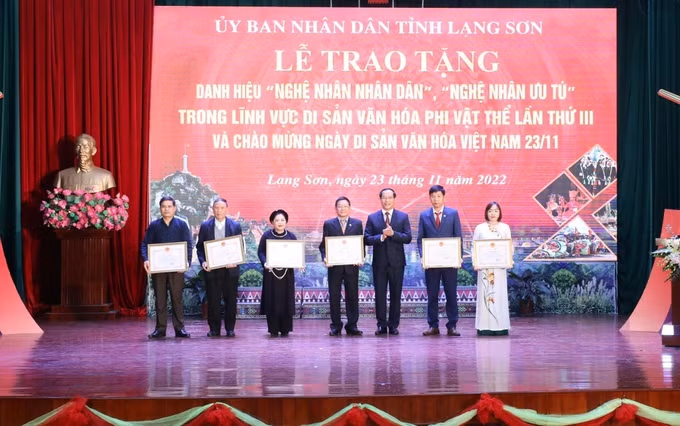 Ngày Di sản văn hóa Việt Nam 23/11: Mỗi Nghệ nhân là ngọn đuốc truyền lửa cho thế hệ con cháu ảnh 5