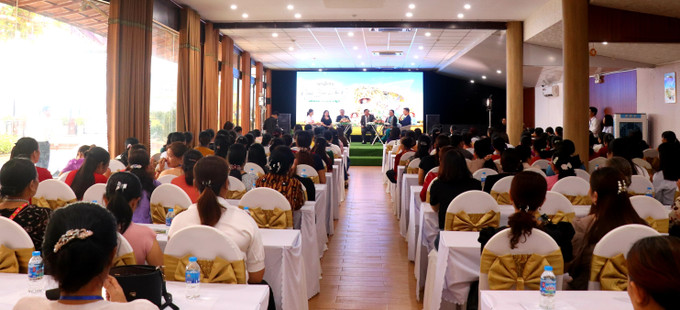 Quang cảnh hội thảo. Ảnh: Thu Hiền - TTXVN Nâng bước phụ nữ nông thôn Việt ảnh 3