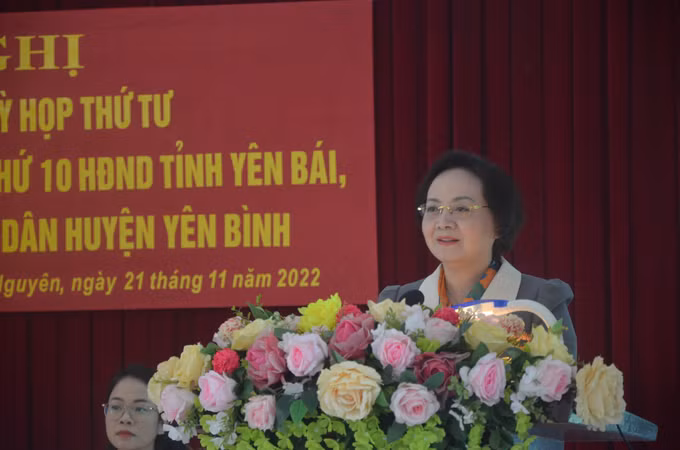 Cử tri tại Yên Bái mong muốn các tuyến đường giao thông nông thôn được đầu tư, nâng cấp ảnh 1