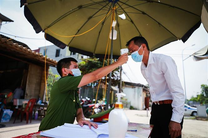 Hòa Bình kiểm soát COVID-19 từ xa bảo vệ sức khỏe nhân dân, hướng tới ngày bầu cử thành công ảnh 8